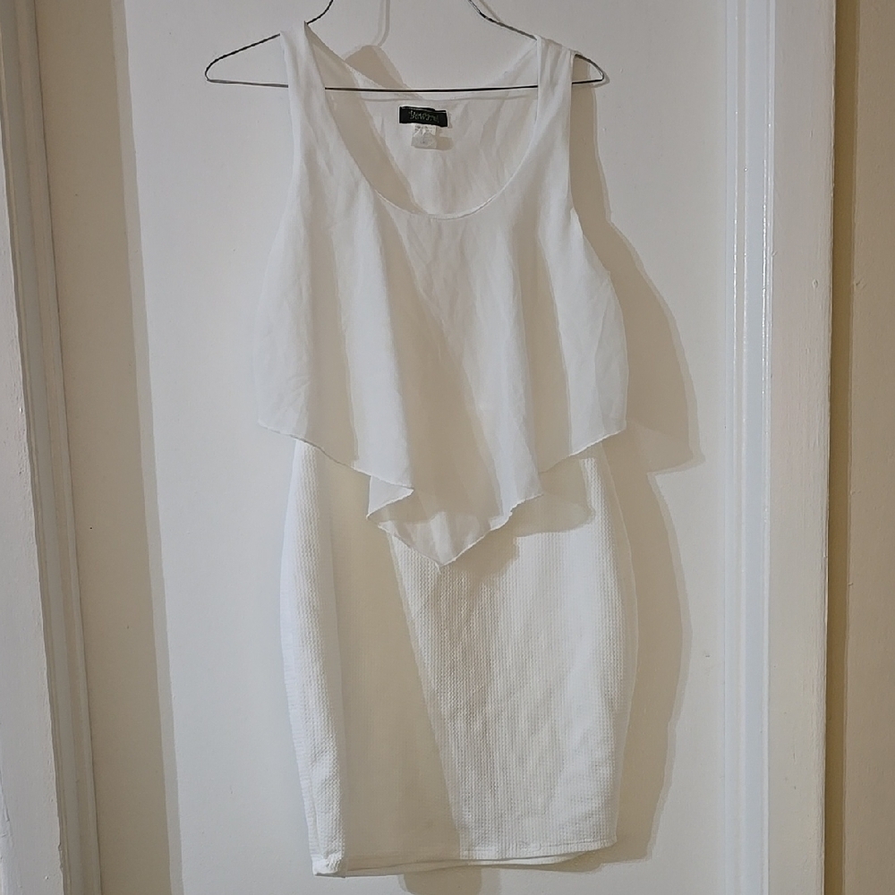 Ladies Elegant White Sleeveless Dress Sz‎ L By Beware!